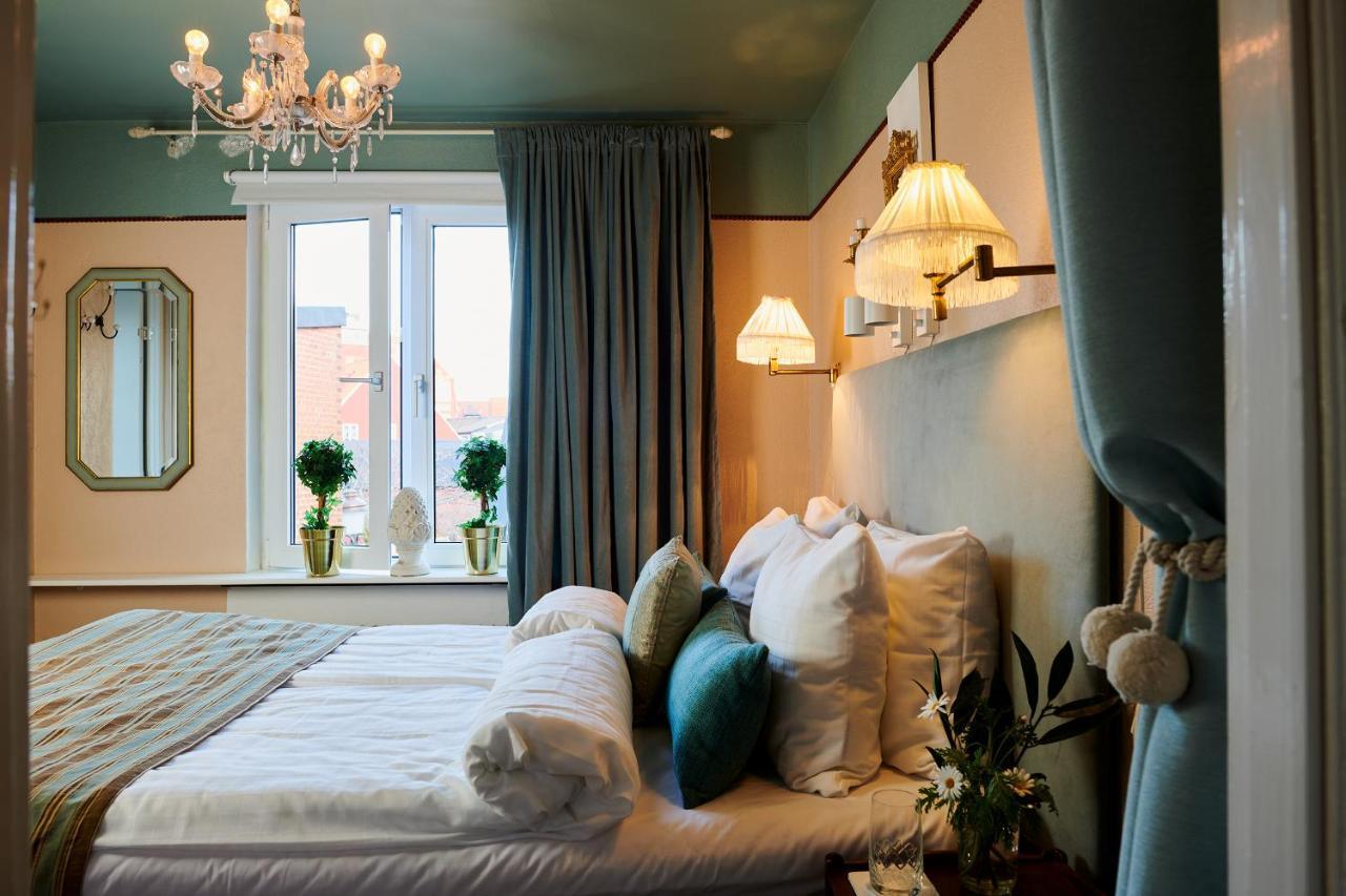 Hotell Baeckagarden Ystad Esterno foto