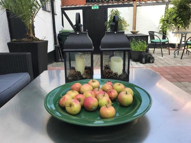 Hotell Baeckagarden Ystad Esterno foto