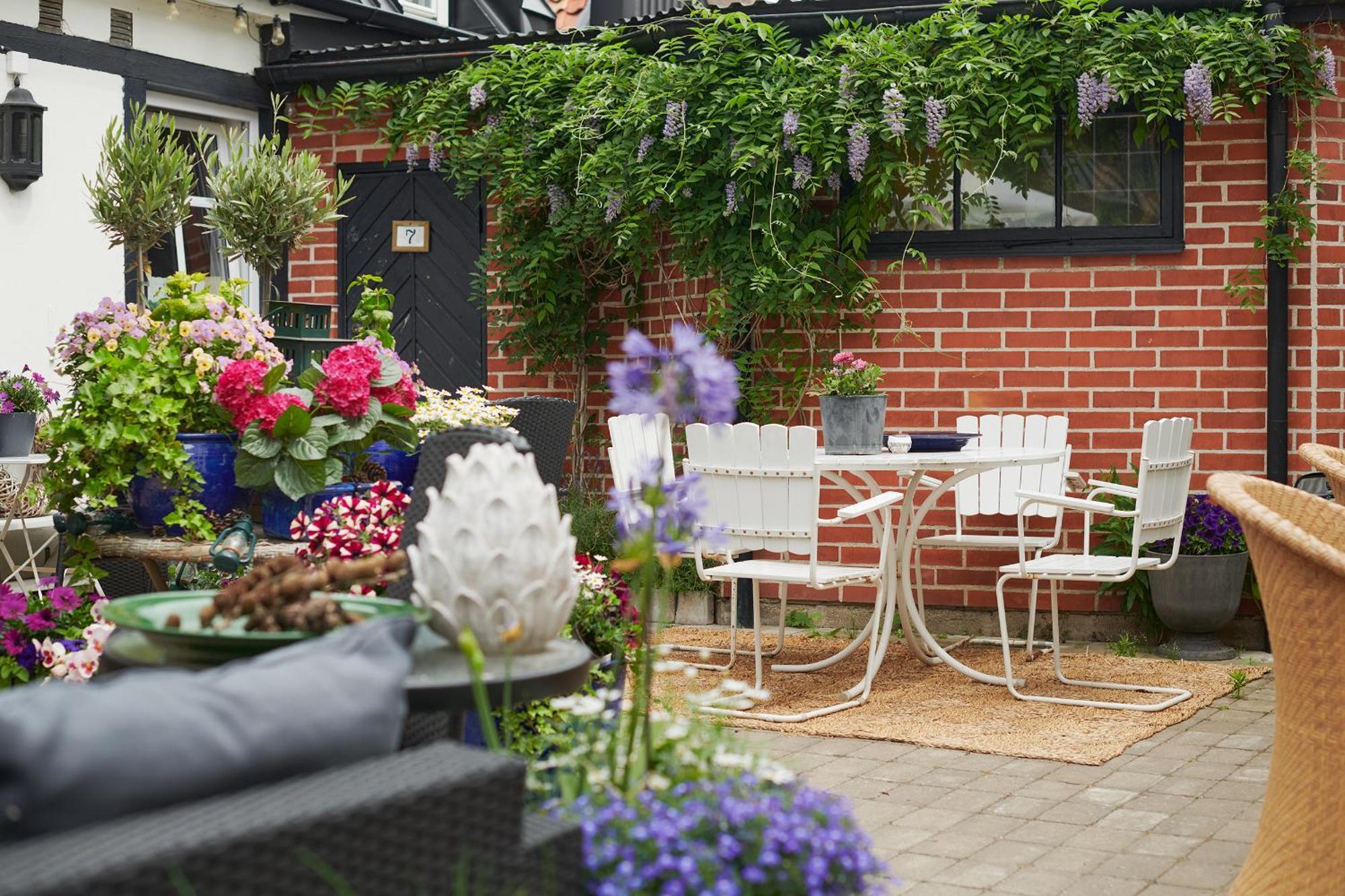 Hotell Baeckagarden Ystad Esterno foto